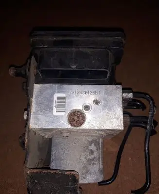 Jeep Grand Cherokee ABS Pump P68164630AA 17685438