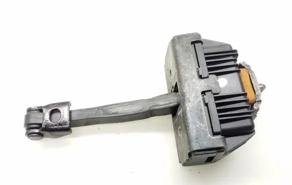 BMW 5 E60 E61 Front door check strap stopper 7176804