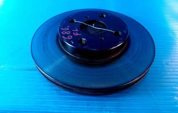 Toyota Yaris Verso Front brake disc