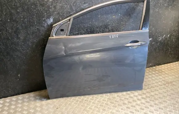 Hyundai i40 Front door
