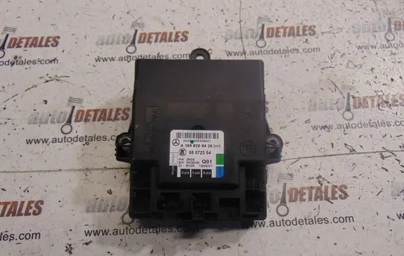 Mercedes-Benz B W245 Door control unit/module A1698208426