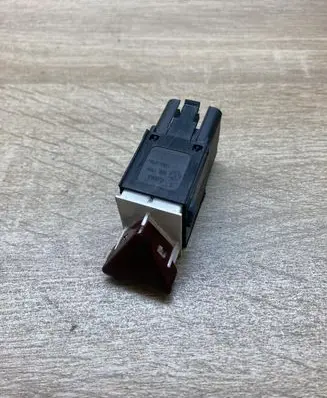 Volkswagen PASSAT B6 Hazard light switch 3C8953509