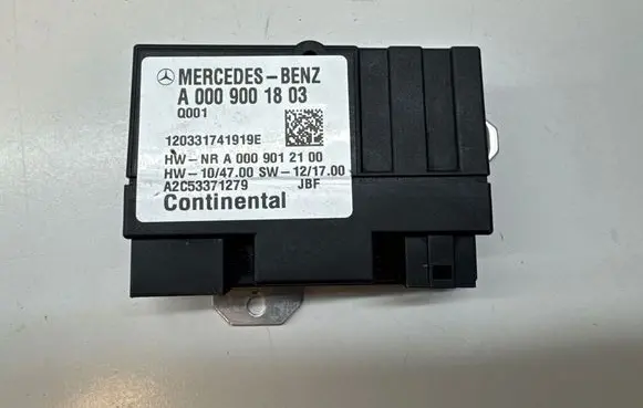 Mercedes-Benz A W176 Fuel injection pump control unit/module A0009001803 A2C53371279 A0009012100