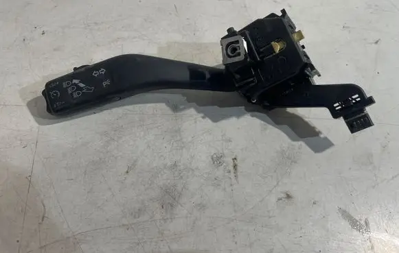 Volkswagen Golf V Indicator stalk 01103512 1K0953513G 10351282311426