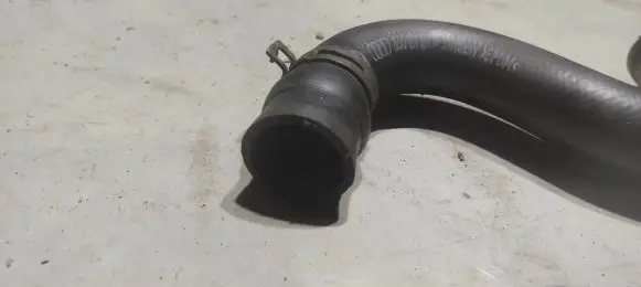 Audi A4 S4 B5 8D Engine coolant pipe/hose 8D0121107T