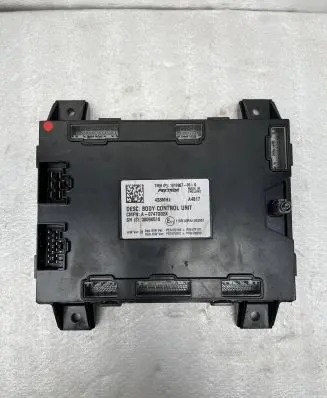 Tesla Model S Comfort/convenience module 101090700G