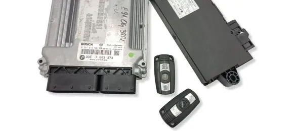 BMW 3 E90 E91 Engine ECU kit and lock set 7803373 0281013501 6943814