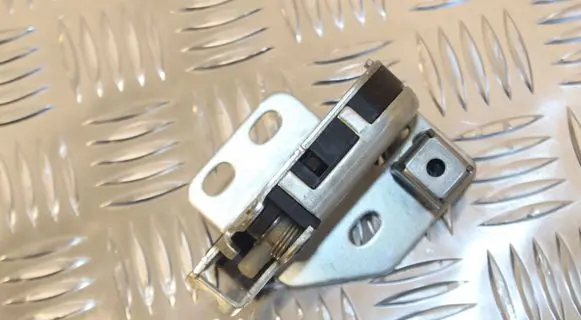 Mercedes-Benz Sprinter W906 Loading door lock 9067401135 A9067401135