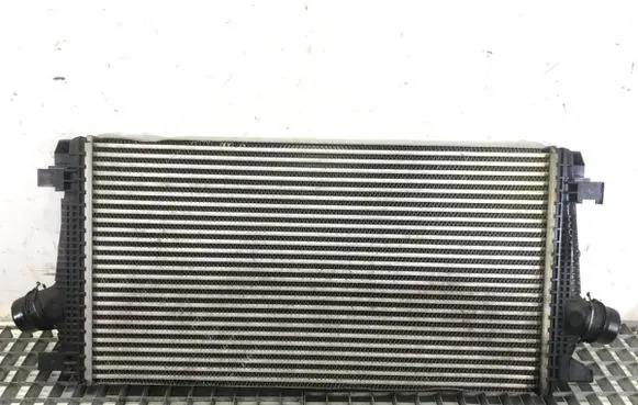 Opel Astra J Intercooler radiator