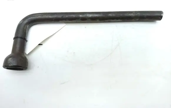 Iveco Daily 35.8 - 9 Wheel nut wrench 