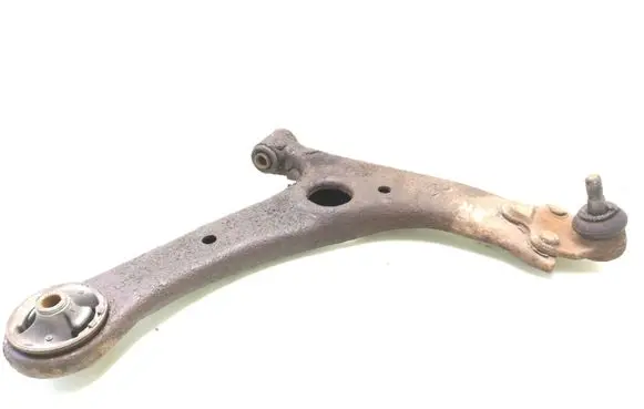 Toyota Avensis T250 Front lower control arm/wishbone
