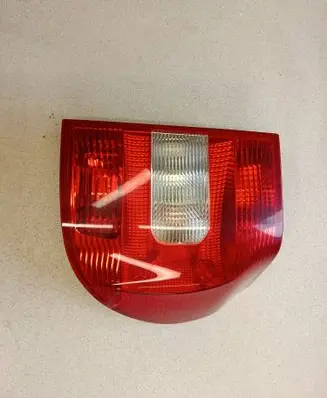 Skoda Yeti (5L) Rear/tail lights 5L0945096 5L0945112
