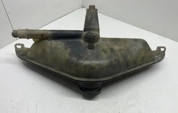 BMW 5 E34 Coolant expansion tank/reservoir 1719110