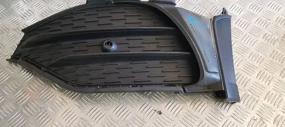Mercedes-Benz GLC X253 C253 Front bumper lower grill A2538857604