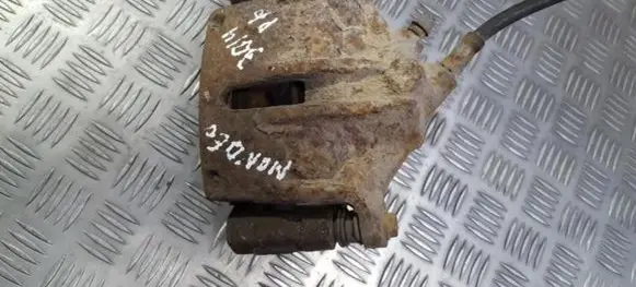 Ford Mondeo Mk III Front brake caliper