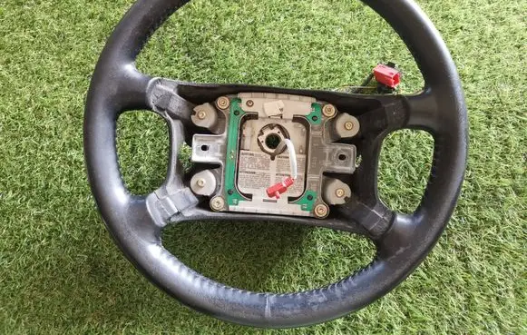 Audi A6 S6 C4 4A Steering wheel 4D0951543D 000010312921