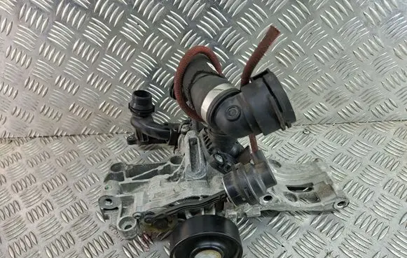 BMW X2 F39 Water pump 8591719