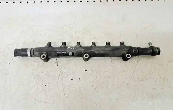 Volvo V70 Fuel main line pipe 0445215010 8658252