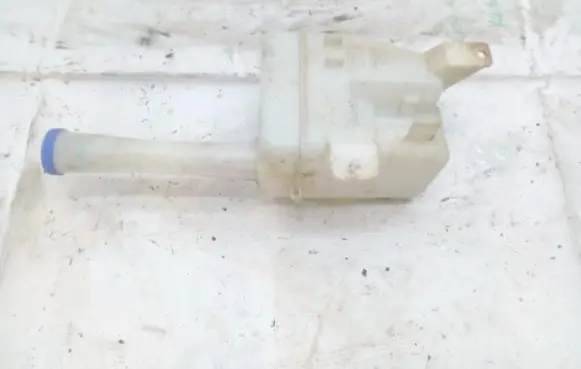 Suzuki Baleno EG Windshield washer fluid reservoir/tank 