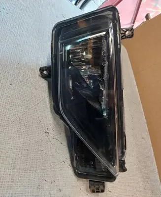 Volkswagen Golf Sportsvan Front fog light 510941662D