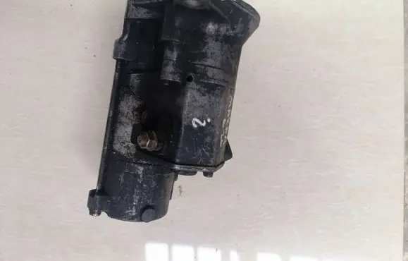 Mazda 626 Starter motor