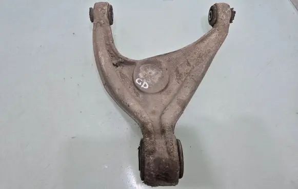 Rear upper control arm/wishbone