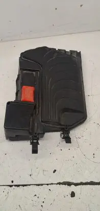 Mercedes-Benz CLA C117 X117 W117 Battery box tray cover/lid A2465400182