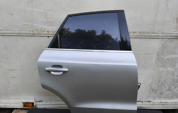 Audi Q3 8U Rear door LX7W