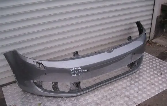 Volkswagen Golf VI Front bumper