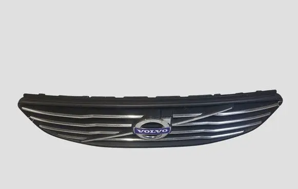 Volvo XC60 Front bumper upper radiator grill 31333832 31333836 31386518