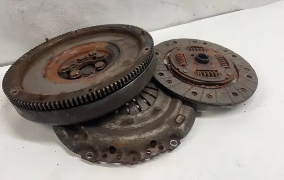 Volkswagen Multivan T4 Clutch set kit 074105273D