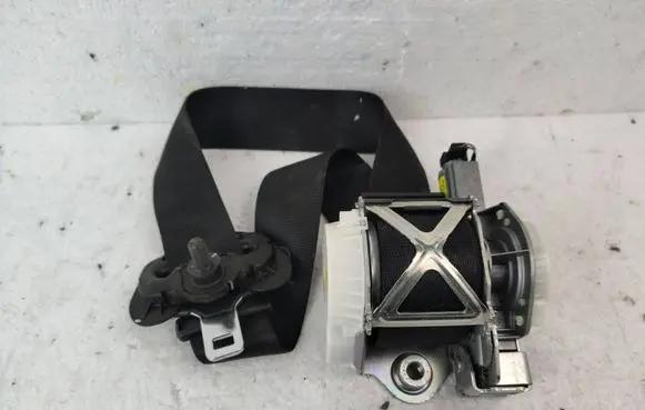 BMW 3 F30 F35 F31 Front seatbelt 34107541S