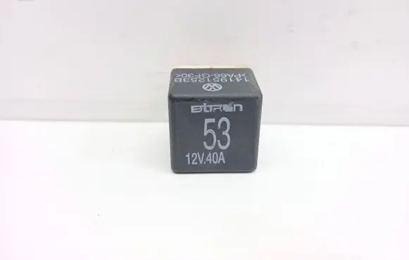 Volkswagen PASSAT B5.5 Other relay 141951253B