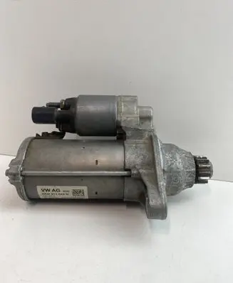 Volkswagen Golf VII Starter motor 0AM911023N