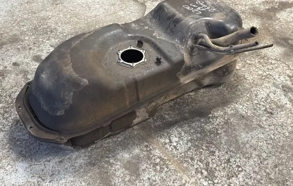 Mitsubishi L200 Fuel tank 