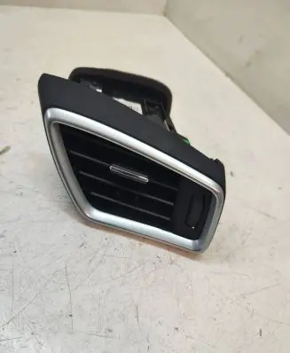 Nissan Qashqai Dashboard air vent grill cover trim 687604ea0a