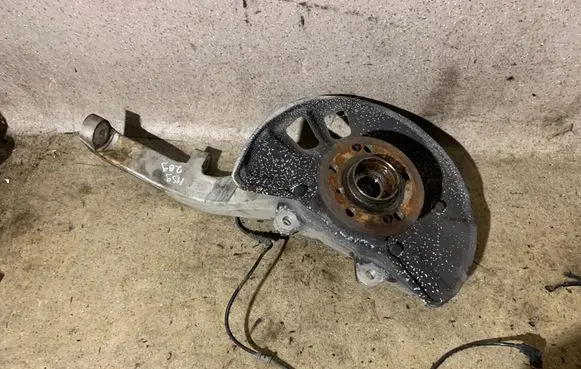 Mercedes-Benz GLE (W166 - C292) Front wheel hub 