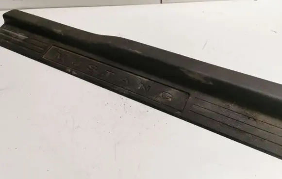 Ford Mustang V Front sill trim cover 4R336313201BMW