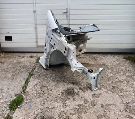 Front quarter panel