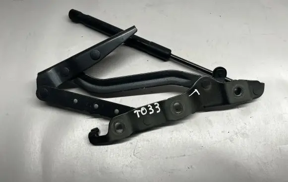 Audi A5 8T 8F Tailgate/trunk/boot hinge 8F0827301A