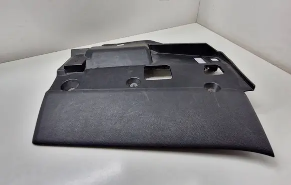 Dashboard lower bottom trim panel