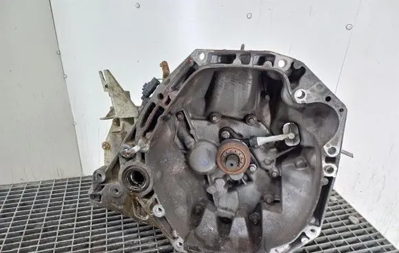 Renault Kangoo II Manual 5 speed gearbox JR5155