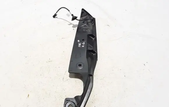 Chrysler Pacifica Other trunk/boot trim element 68416655