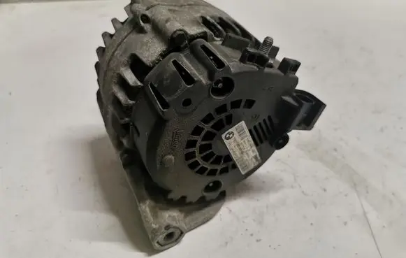 BMW 3 F30 F35 F31 Generator/alternator 8519890
