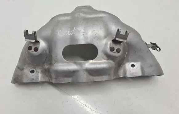 KIA Ceed Heat shield in engine bay 