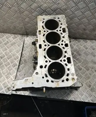 BMW 3 F30 F35 F31 Engine block 8602587