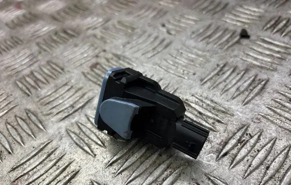 Lexus RX 450H Airbag deployment crash/impact sensor 8983A47010