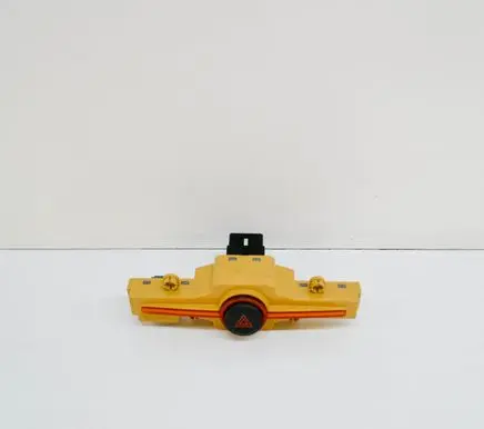KIA Carens III Hazard light switch