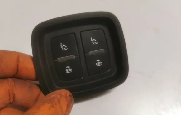Audi Q7 4M Seat control switch 4M0959861B