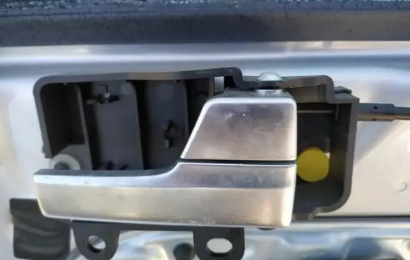 Ford Focus Rear door interior handle